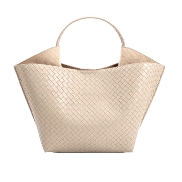 Cream House of Harlow Purse(NOT PART OF SALE) - Picture 2 of 8